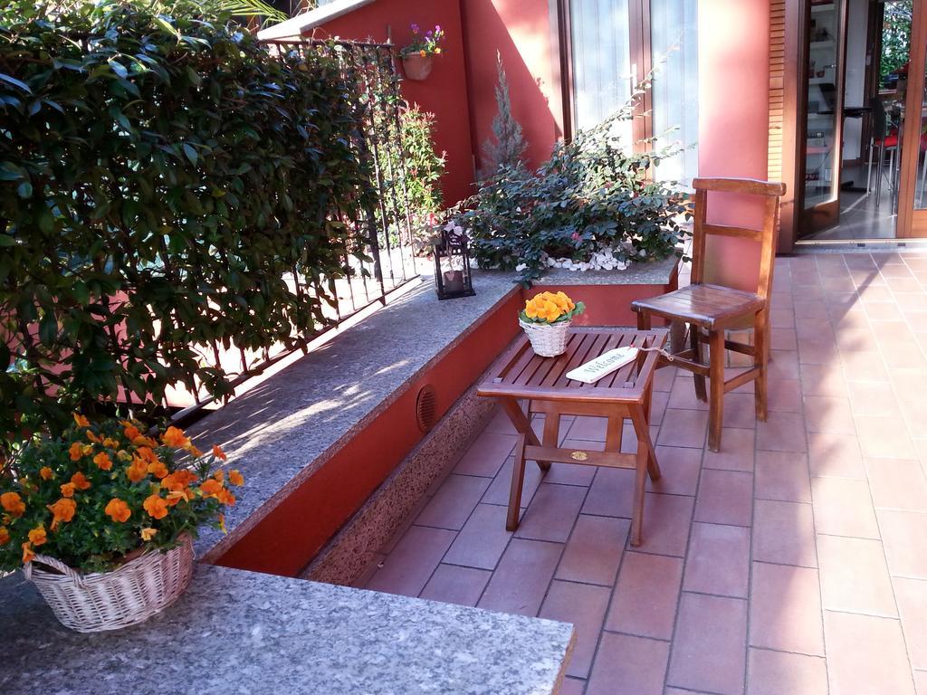 B&B Douglas House Varese Luaran gambar